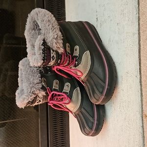 Girls London Fog waterproof boots size 4